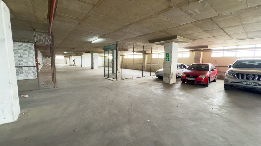 Prime Industrial Mega Warehouse Next To Coca Cola – Phoenix Industrial Park Property Images