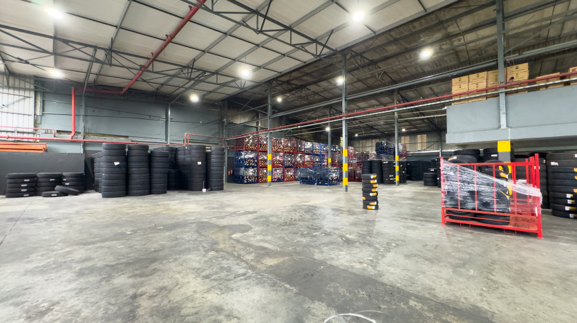 Prime Industrial Mega Warehouse Next To Coca Cola – Phoenix Industrial Park Property Images