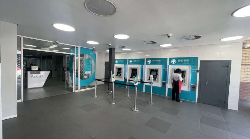 Blue Chip Retail Property In Margate Property Images