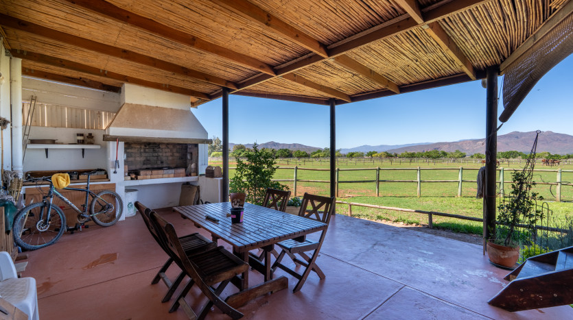 Unique Lifestyle Country Retreat In Robertson Property Images