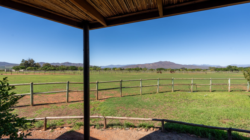 Unique Lifestyle Country Retreat In Robertson Property Images