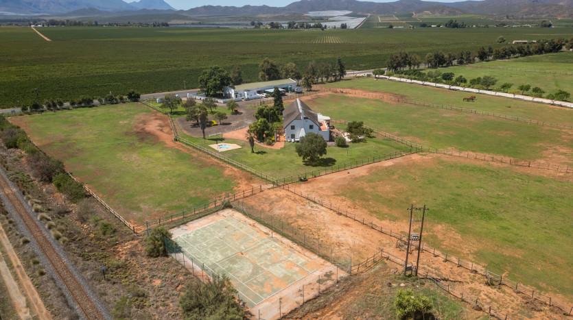 Unique Lifestyle Country Retreat In Robertson Property Images