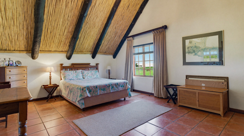 Unique Lifestyle Country Retreat In Robertson Property Images