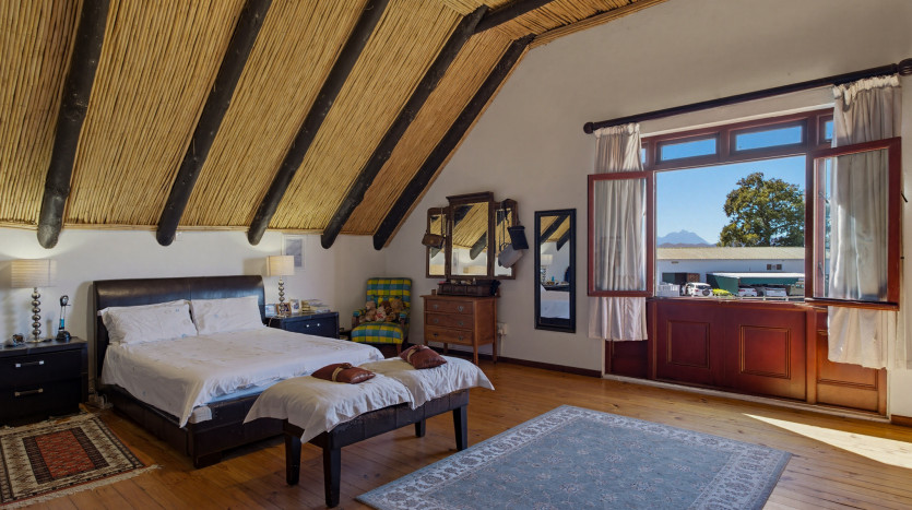 Unique Lifestyle Country Retreat In Robertson Property Images