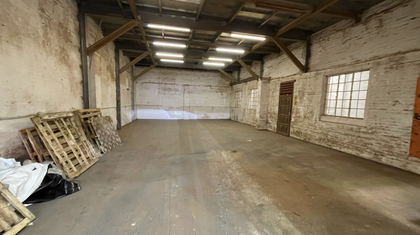 Versatile Warehouse On Umbilo Road Property Images