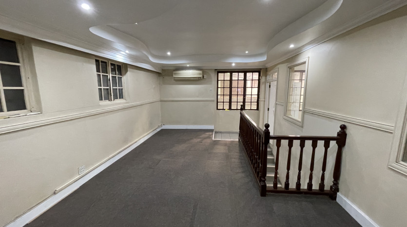 Versatile Warehouse On Umbilo Road Property Images