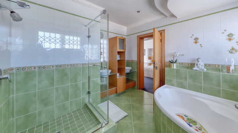 Luxury Home in Oslo Beach Property Images