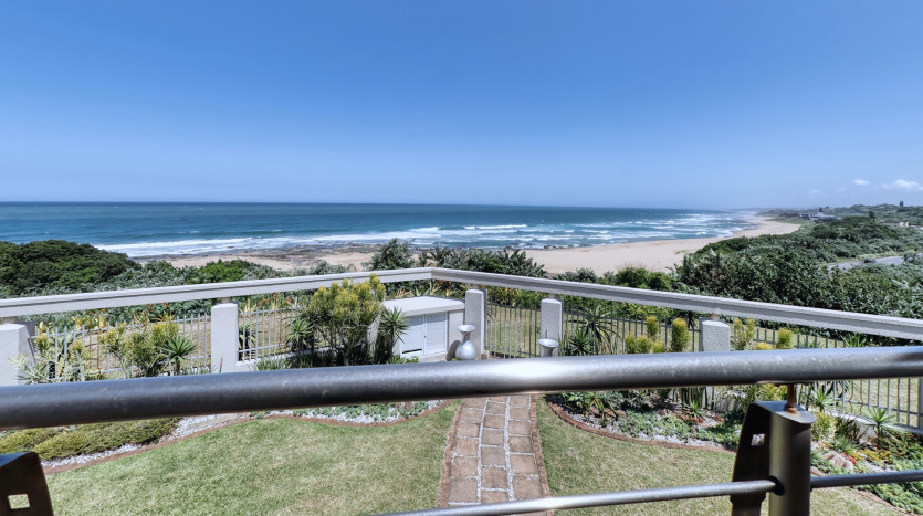 Luxury Home in Oslo Beach Property Images