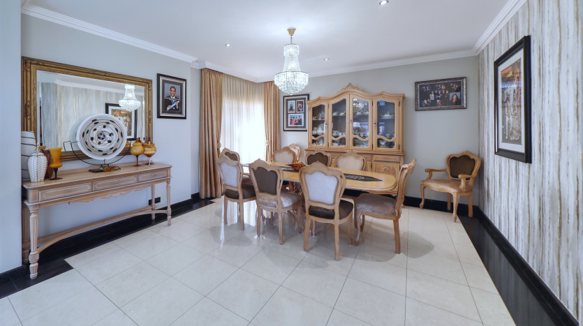 Luxury Home in Oslo Beach Property Images