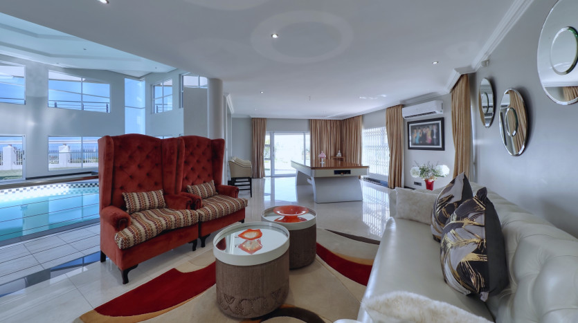 Luxury Home in Oslo Beach Property Images