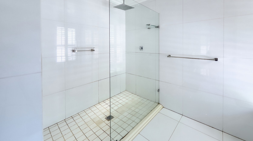 Spacious Family Home in Prestigious Durban North Property Images