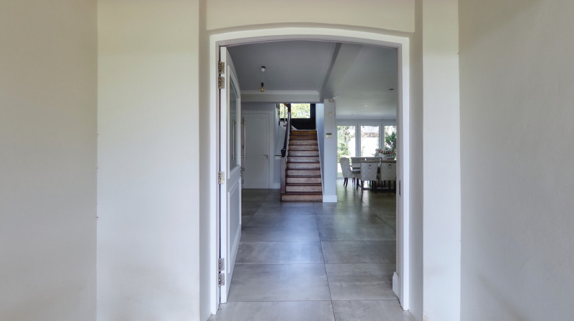 Spacious Family Home in Prestigious Durban North Property Images