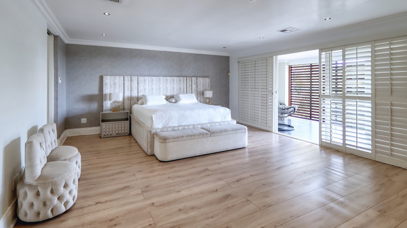 Spacious Family Home in Prestigious Durban North Property Images