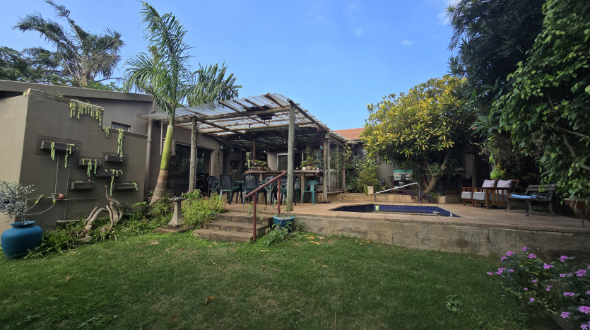 Multi-Dwelling Property In Riverside Property Images