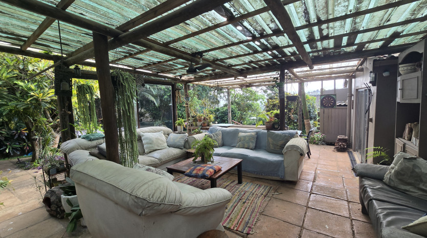 Multi-Dwelling Property In Riverside Property Images