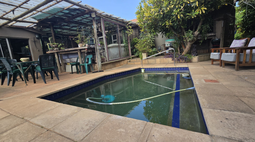 Multi-Dwelling Property In Riverside Property Images