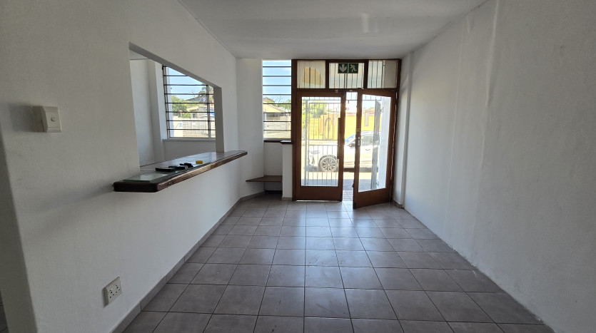 3 Industrial Units, Umbilo Property Images