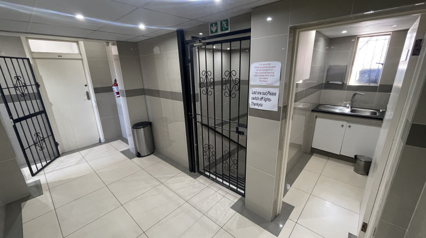 Iconic Retail Property In Glen Ashley Property Images