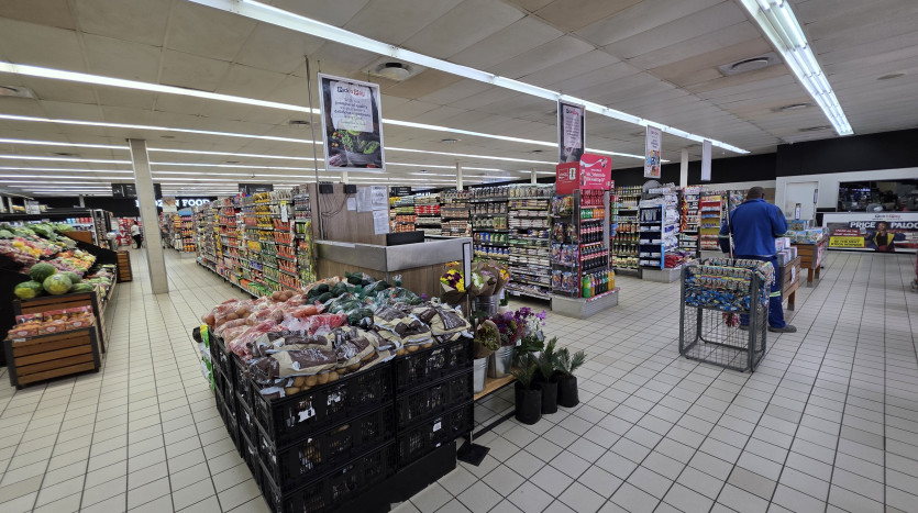 Prime Suburban Retail Landmark In Pioneer Park, Newcastle Property Images