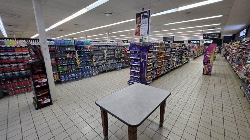 Prime Suburban Retail Landmark In Pioneer Park, Newcastle Property Images