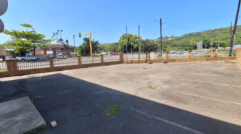 Corner Commercial Property in Jacobs Property Images