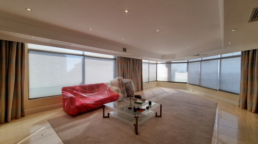 Large Luxurious Apartment in Musgrave Property Images