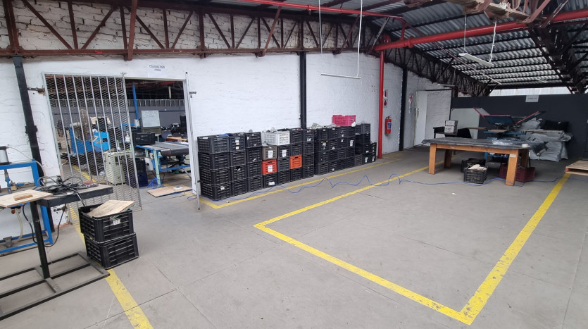 ± 5 900 m² Industrial Warehouses In Jacobs Property Images