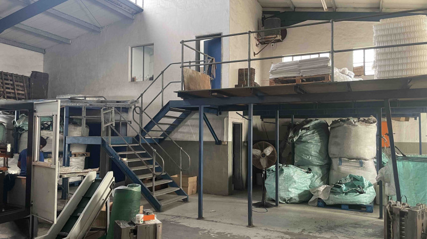 Industrial Warehouse & Factories in Queensmead, Durban Property Images