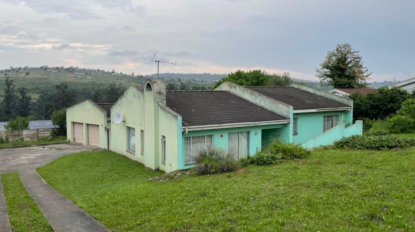 House on Aloe Lane Property Images