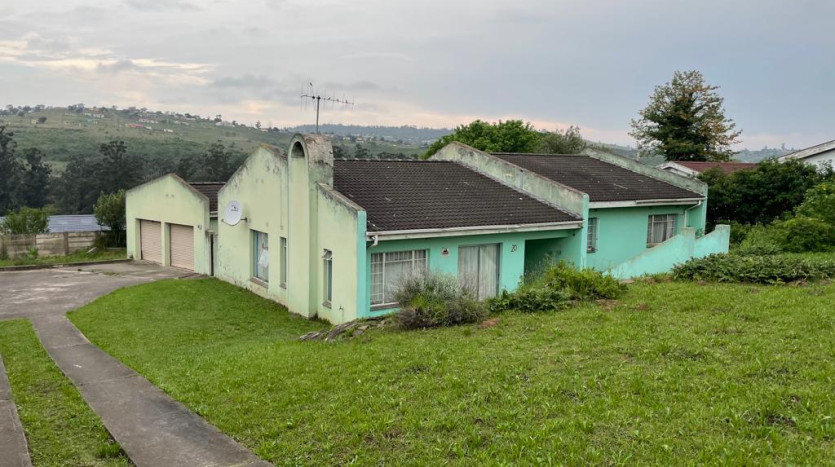 House on Aloe Lane Property Images