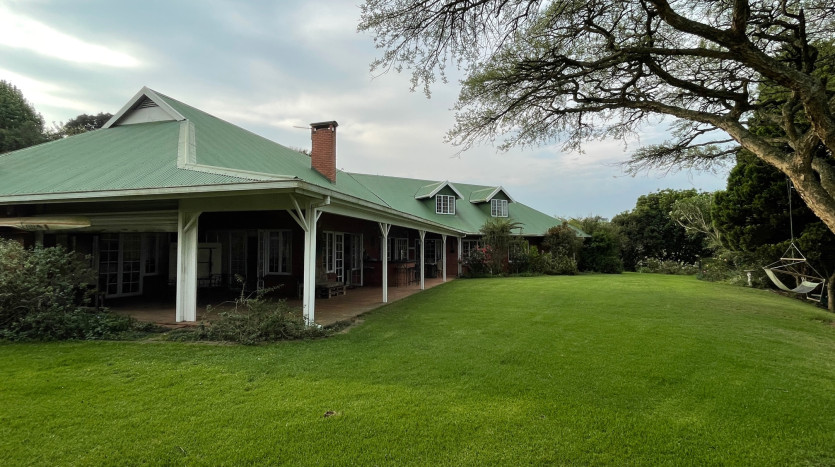 Stunning Hilton Home in Private Nature Reserve Property Images