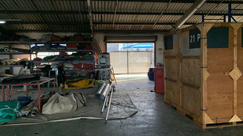 Highly Visible Warehouse Braelyn Industrial Property Images