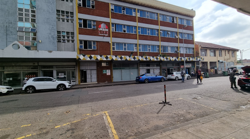 Accommodation Block In Durban CBD With Lease In Place Property Images