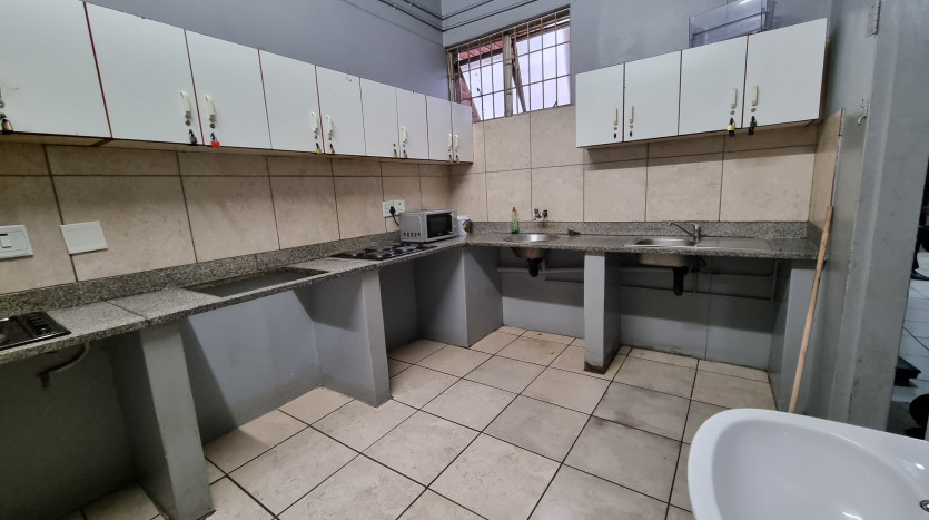 Accommodation Block In Durban CBD With Lease In Place Property Images