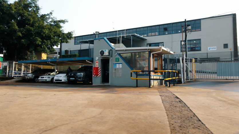 Industrial Property With Blue Chip Tenant On A Triple Net Lease Property Images
