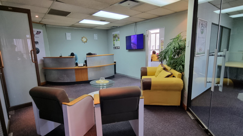 ± 6 500 m² Commercial Property in Durban CBD Property Images