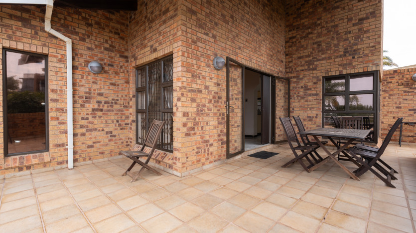 4 Bedroom Home in Umhlanga Property Images