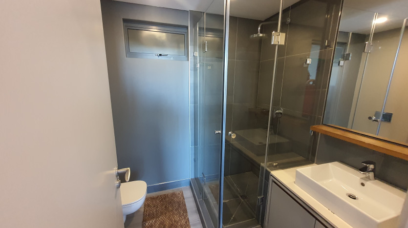 Luxurious 2 Bedroom in Prominent Apartment Block Umhlanga Property Images