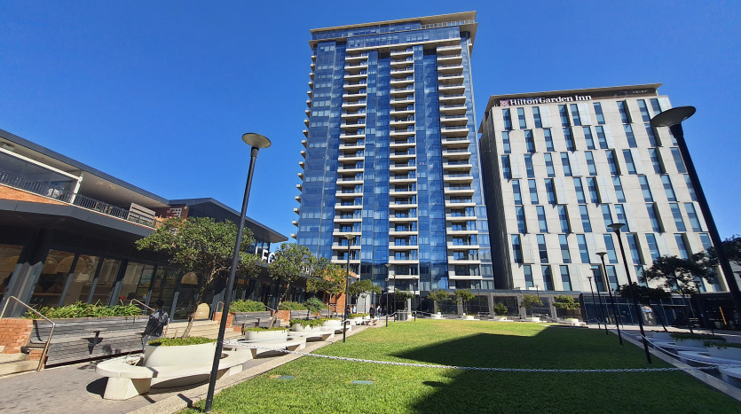 Luxurious 2 Bedroom in Prominent Apartment Block Umhlanga Property Images