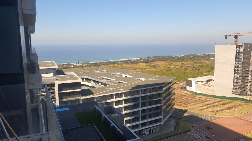 Luxurious 2 Bedroom in Prominent Apartment Block Umhlanga Property Images