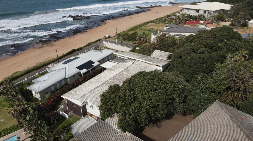 3 Adjacent Residential Properties Umdloti Property Images