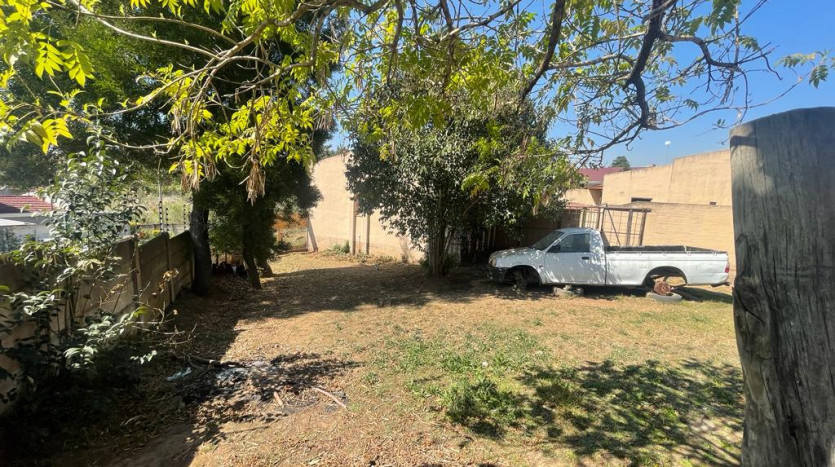 3 Bedroom House with Outbuilding in Mthatha Property Images