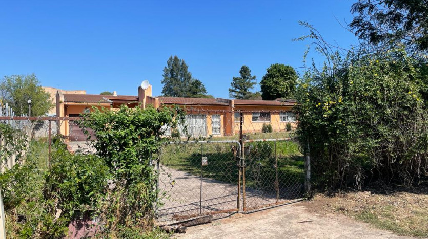 4 Bedroom House with Outbuilding in Mthatha Property Images