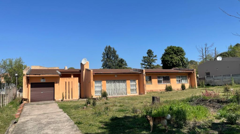 4 Bedroom House with Outbuilding in Mthatha Property Lead Image
