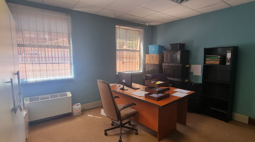 Commercial Block In Close Proximity To University Property Images