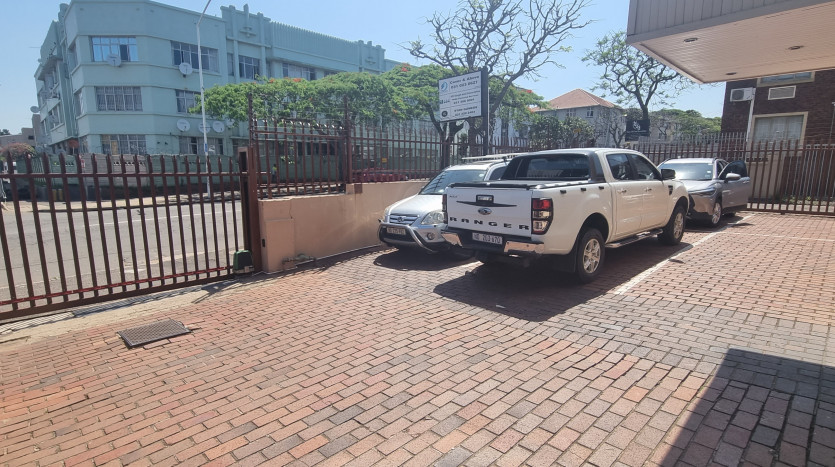 Commercial Block In Close Proximity To University Property Images