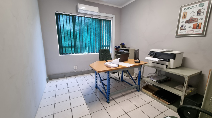 Industrial Factory or Warehouse in Pinetown Property Images