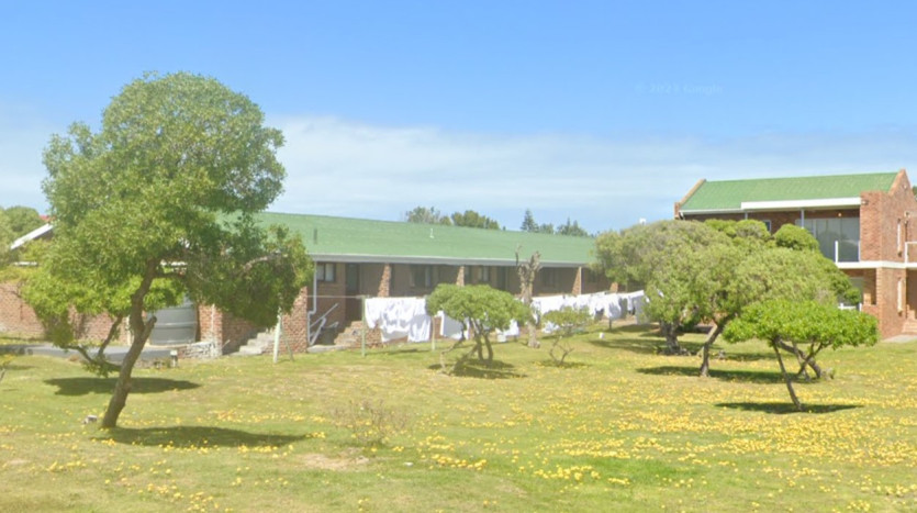 HIGH COURT ORDER - Income Generating Holiday Letting Stillbaai Property Lead Image
