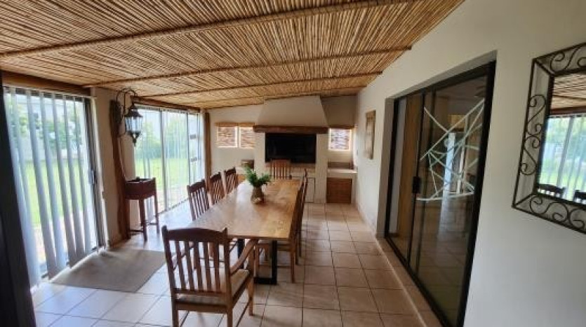 HIGH COURT ORDER - 3 Bedroom House in Stillbaai Property Images