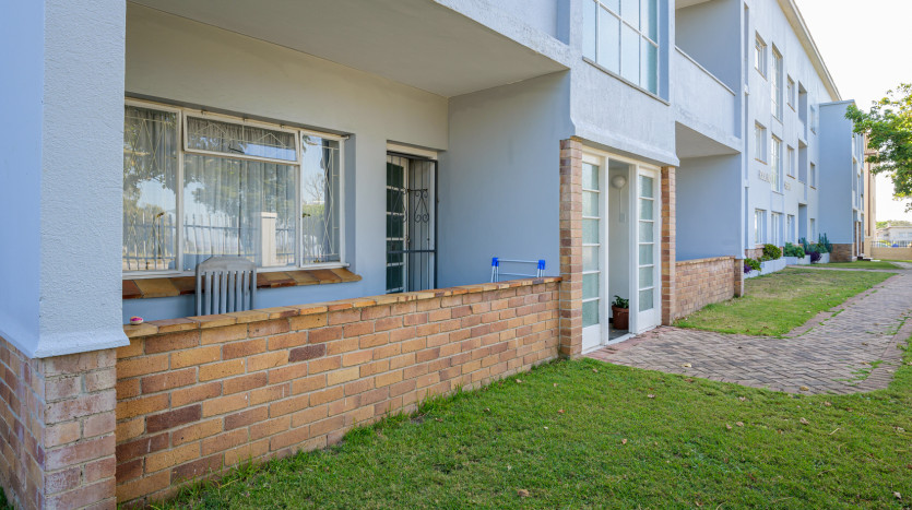 Lucrative Residential Investment Port Elizabeth Property Images